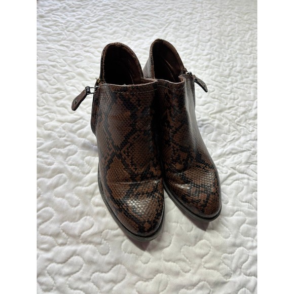 So Brown Angel Fish Snake Skin Ankle Booties size 6 - Picture 2 of 6